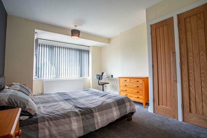 5 Bedroom House To Rent In Cotswold Close, LE11