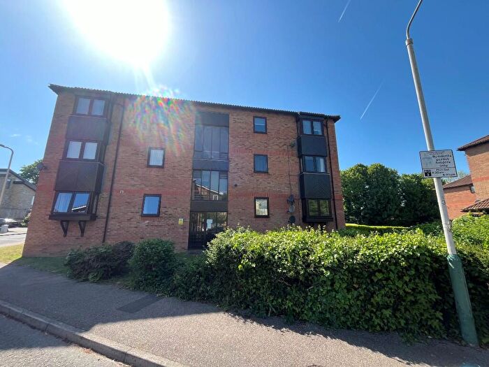 1 Bedroom Flat To Rent In Rushdon Close, Romford, RM1
