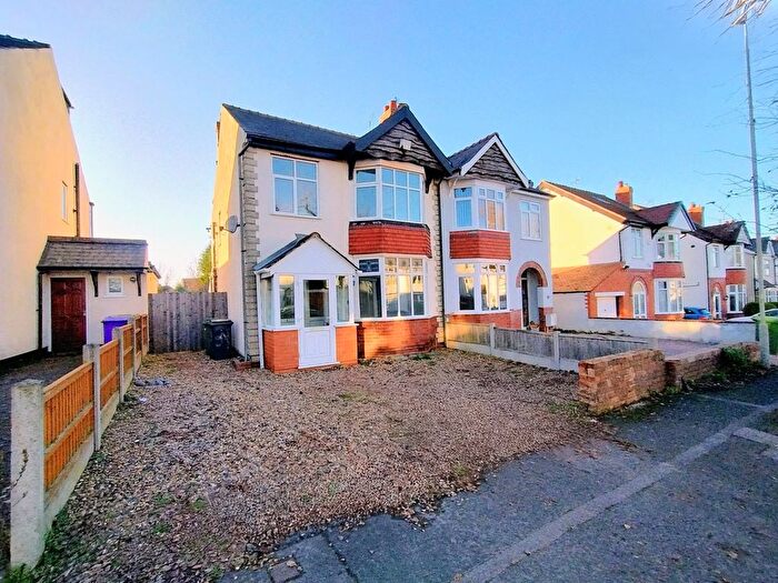 3 Bedroom Semi Detached House For Sale In Leighton Road, Penn, Wolverhampton, WV4