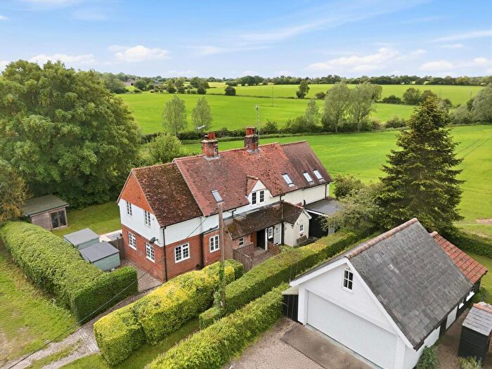 3 Bedroom Cottage For Sale In Chelmsford Road, Great Waltham, CM3