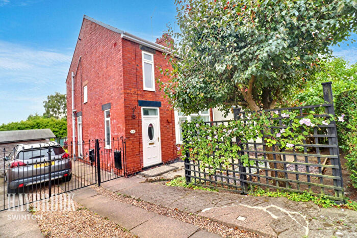 3 Bedroom Semi-Detached House For Sale In Harlington Road, Mexborough, S64