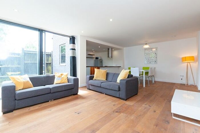 3 Bedroom Semi-Detached House To Rent In Downside Road, Headington, Oxford, OX3