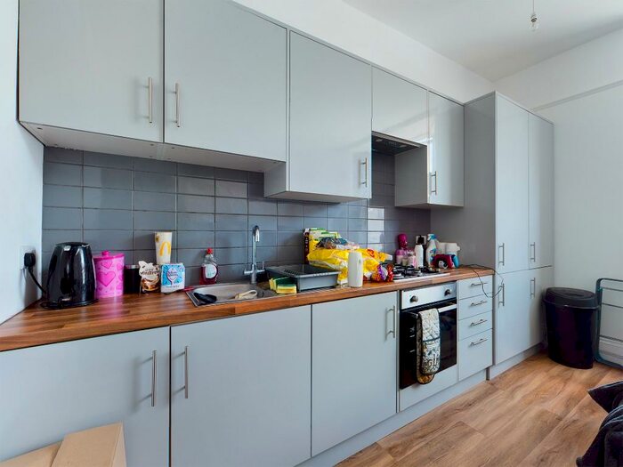 1 Bedroom Flat To Rent In Islingword Road, BN2