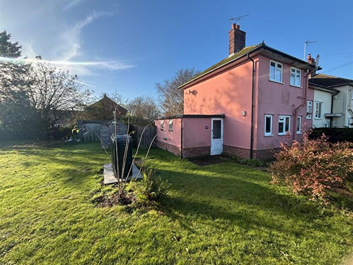 3 Bedroom Semi-Detached House For Sale In Framlingham Road, Brundish, IP13