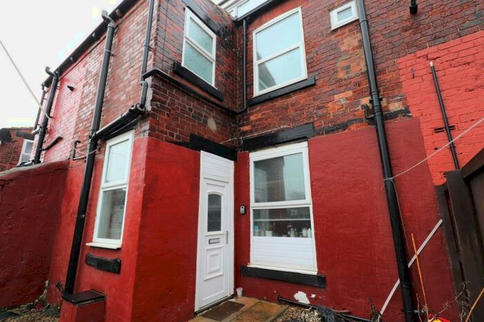 1 Bedroom Semi-Detached House To Rent In Redshaw Road, Armley, LS12