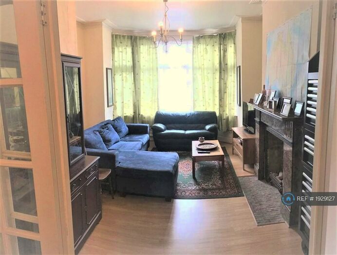 1 Bedroom Flat To Rent In High Street, Wealdstone, Harrow, HA3