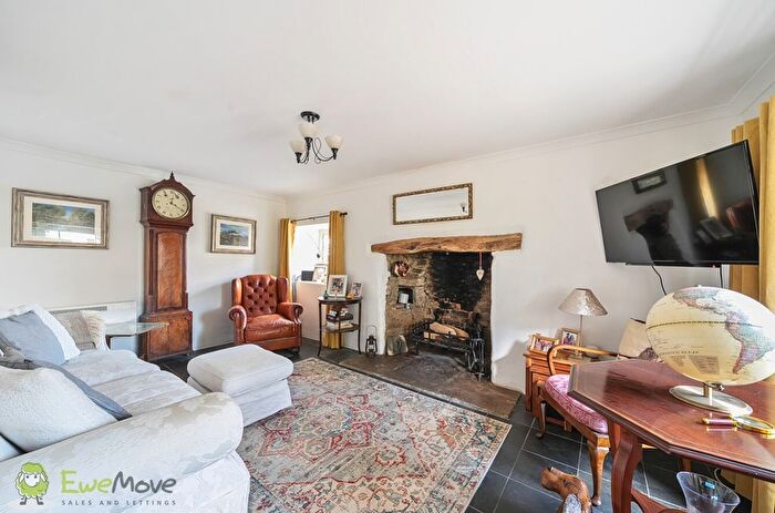 4 Bedroom Cottage For Sale In Atherington, Umberleigh, Devon, EX37