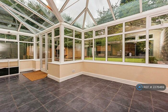 2 Bedroom End Of Terrace House To Rent In Toft Way, Cheshire, SK9
