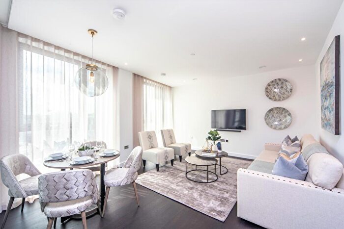 2 Bedroom Flat To Rent In Thornes House, Nine Elms, London, SW11