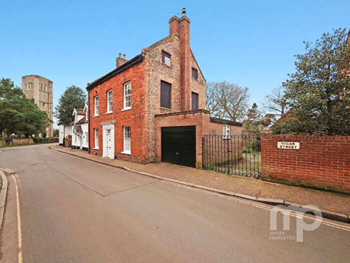 5 Bedroom Semi Detached House For Sale In Abbeyway, Georgian Town House With Iconic Wymondham Abbey Views, Vicar Street, Wymondham, Norfolk, NR18