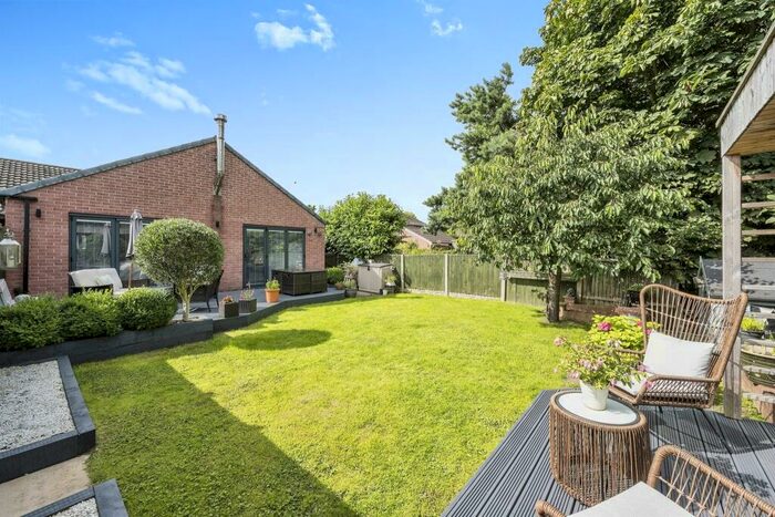 2 Bedroom Semi-Detached Bungalow For Sale In The Pastures, Bawtry, Doncaster, DN10