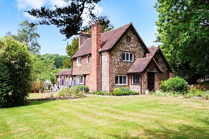 4 Bedroom Detached House For Sale In Broadham Green Road, Oxted, RH8