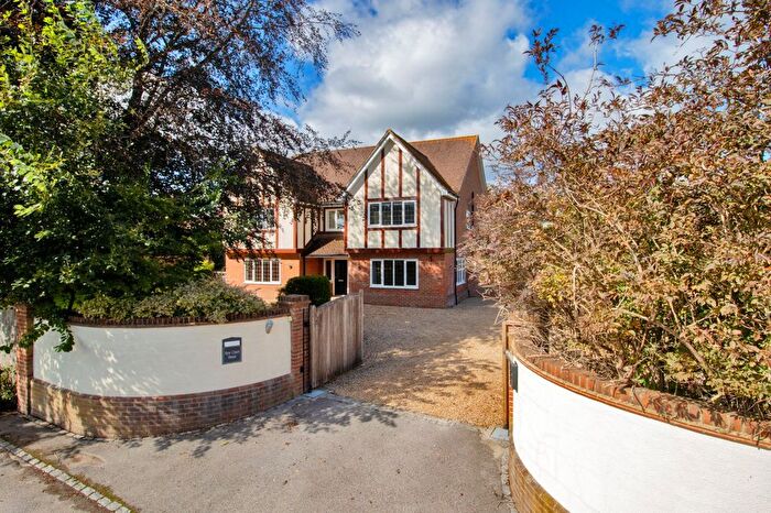 5 Bedroom Detached House For Sale In Park Road, Heathfield, East Sussex, TN21