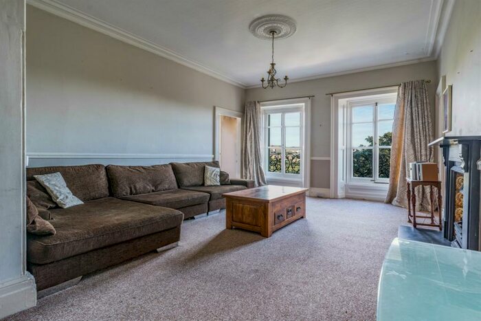 2 Bedroom Apartment To Rent In Priors Terrace, Tynemouth, NE30