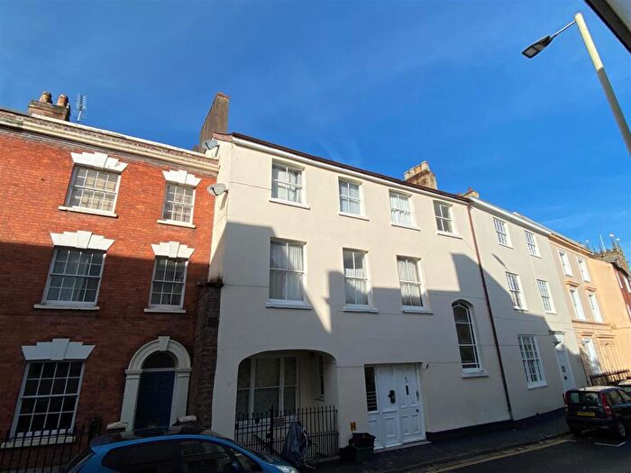 1 Bedroom Apartment To Rent In St. Peter Street, Tiverton, EX16