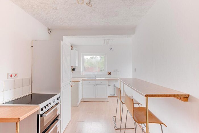3 Bedroom End Of Terrace House For Sale In Gayle Grove, Birmingham, West Midlands, B27