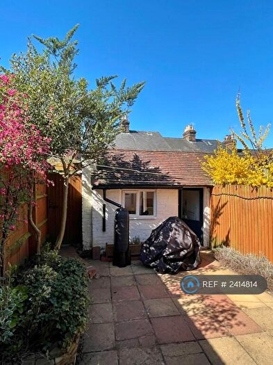 2 Bedroom End Of Terrace House To Rent In Herts, Berkhamsted, HP4