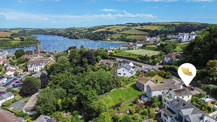 4 Bedroom Detached House For Sale In Knowle Road, Salcombe, TQ8
