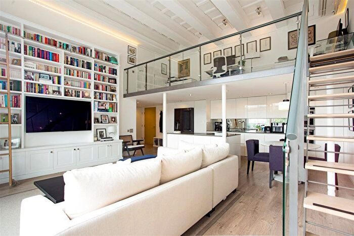 3 Bedroom Flat For Sale In Peterborough Road, Fulham, SW6