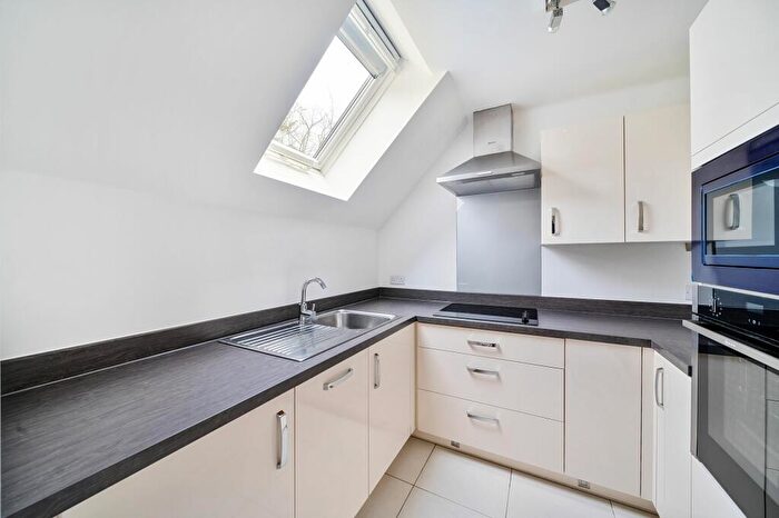 2 Bedroom Retirement Property For Sale In Westhall Road, Langton House, CR6
