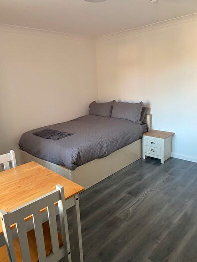 Studio To Rent In Spring Grove Road, Hounslow, TW3