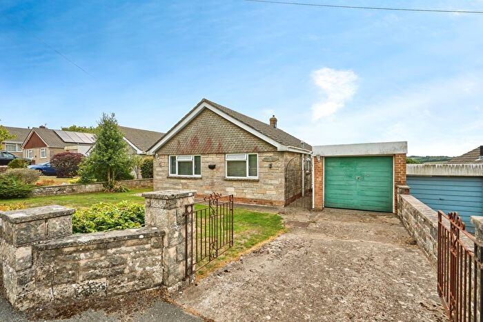 3 Bedroom Bungalow For Sale In Long Lane, Newport, Isle Of Wight, PO30