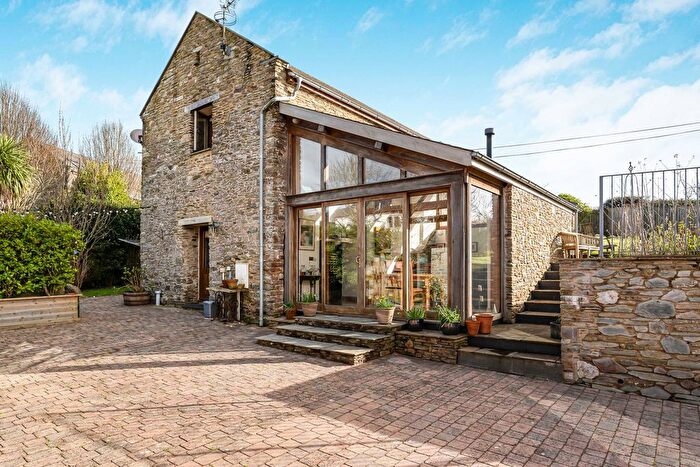 4 Bedroom Barn Conversion For Sale In Nr Loddiswell, Kingsbridge, TQ7