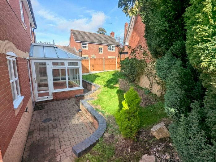 4 Bedroom Property To Rent In Jersey Way, Braintree, CM7