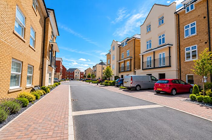 2 Bedroom Flat To Rent In Mackintosh Street, Bromley, BR2