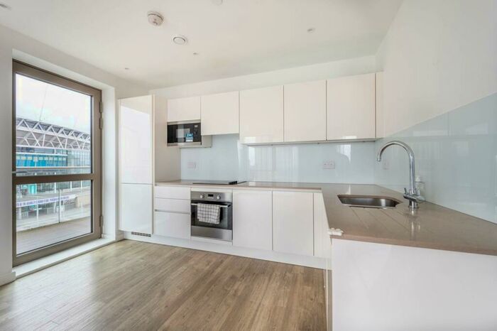 2 Bedroom Flat To Rent In Olympic Way, Wembley Park, Wembley, HA9
