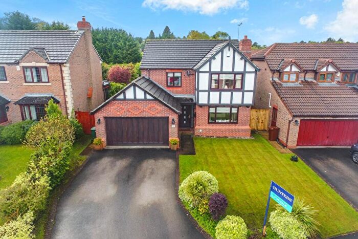 4 Bedroom Detached House For Sale In Wike Ridge Avenue, Leeds, LS17