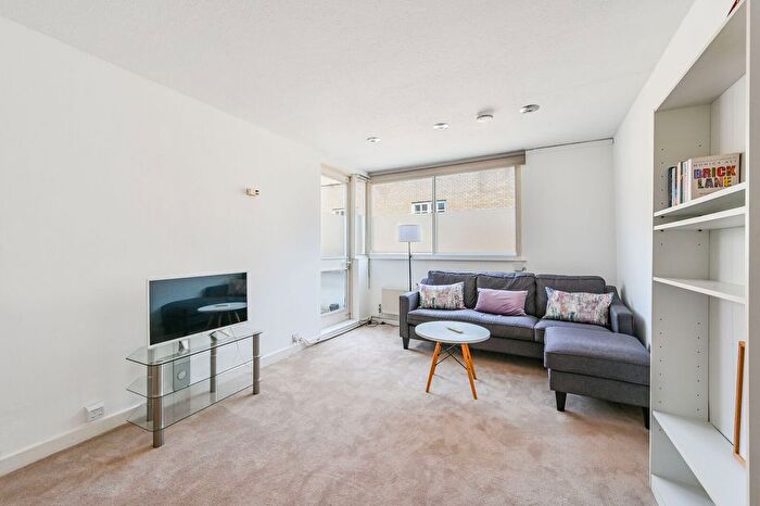 1 Bedroom Flat For Sale In Cato Street, Marylebone, London, W1H