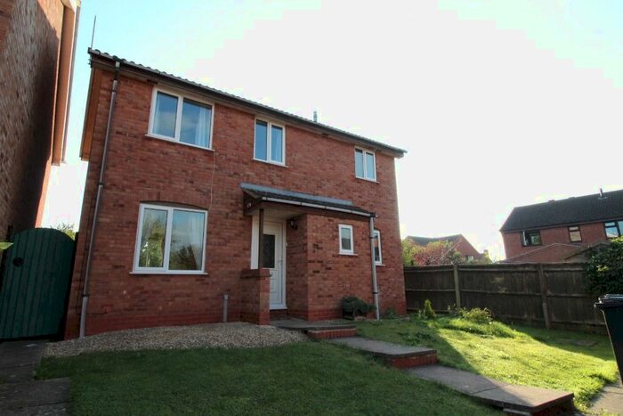 3 Bedroom Detached House To Rent In Foxglove Road, Worcester, WR5