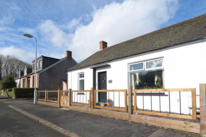 2 Bedroom End Of Terrace House For Sale In South Village, Pumpherston, Livingston, EH53