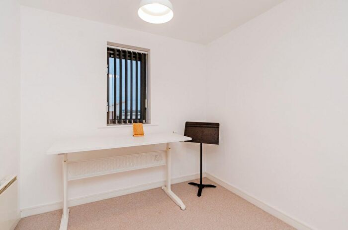2 Bedroom Flat For Sale In Albion Street, Wolverhampton, West Midlands, WV1