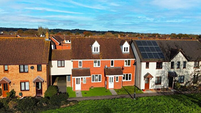 3 Bedroom Semi-Detached House To Rent In Cranes Close, Taunton, Somerset, TA2