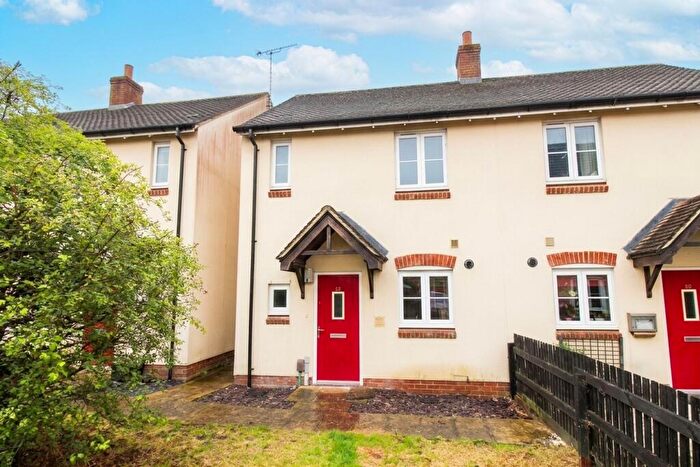 2 Bedroom End Of Terrace House For Sale In Primrose Place, Durrington, SP4
