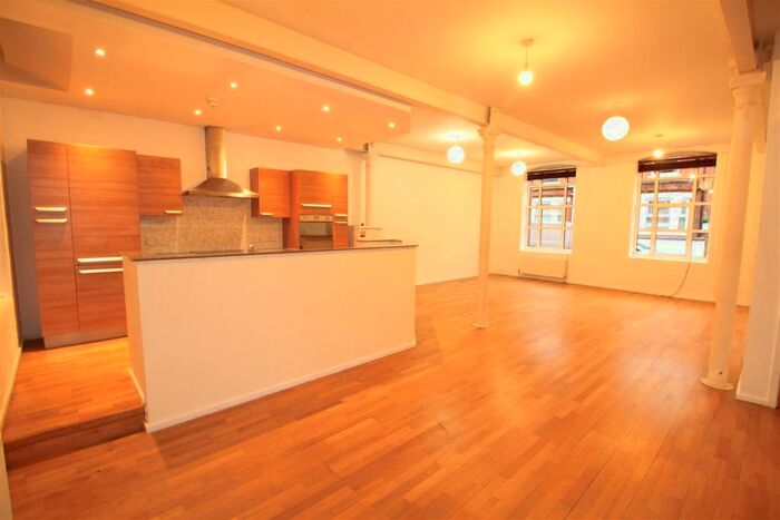 2 Bedroom Apartment To Rent In Radford Cou Radford RoadNew BasfordNottingham, RT63