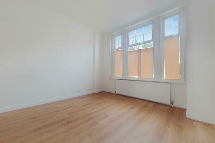 3 Bedroom Terraced House To Rent In Stanmore Road, Turnpike Lane, London, N15