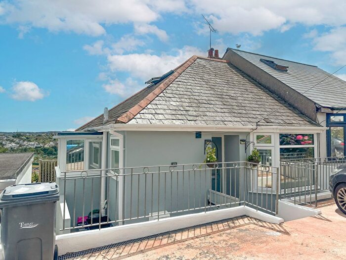 3 Bedroom Semi Detached House For Sale In Primley Park, Paignton, TQ3