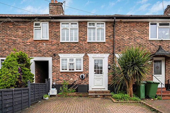 3 Bedroom Terraced House For Sale In Monument Road, Weybridge, KT13