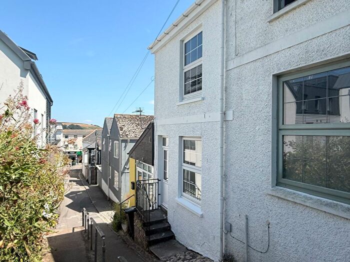 1 Bedroom Terraced House For Sale In Fish Strand Hill, Falmouth, TR11