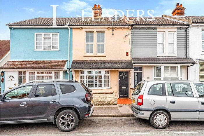 2 Bedroom Terraced House For Sale In Green Lane, Gosport, Hampshire, PO12