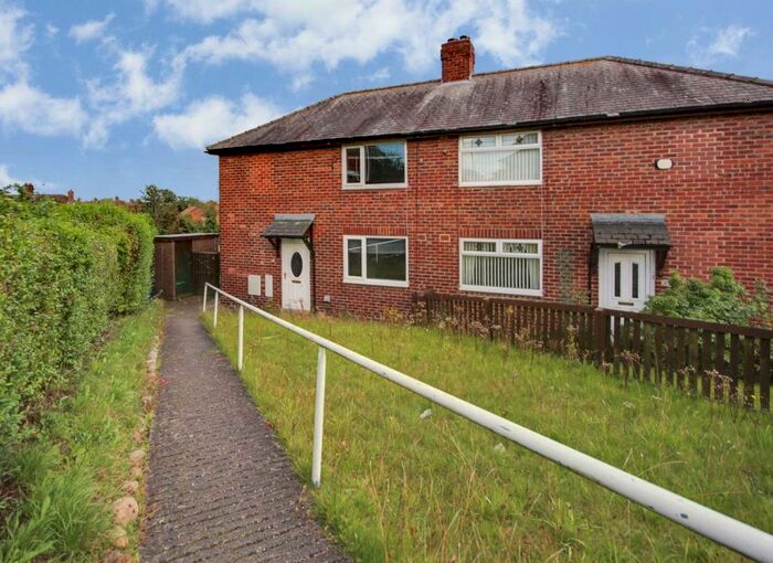 2 Bedroom Semi-Detached House To Rent In South Grove, Ryton, NE40