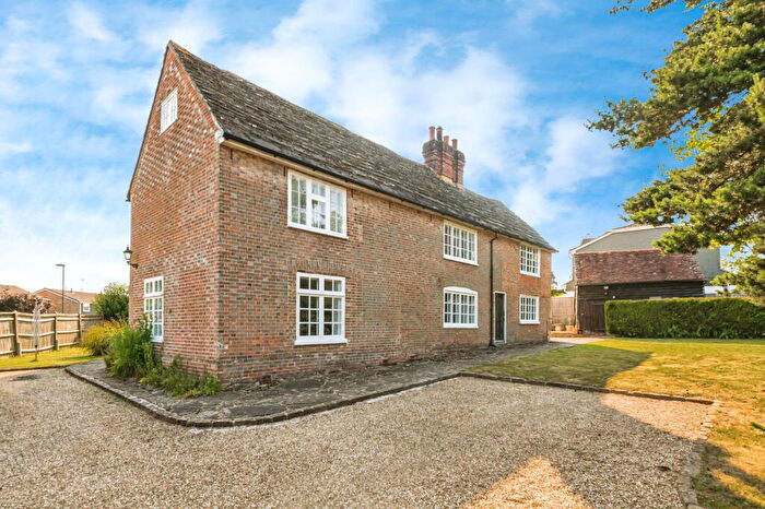 5 Bedroom Detached House For Sale In South Grove House, Horsham, RH13