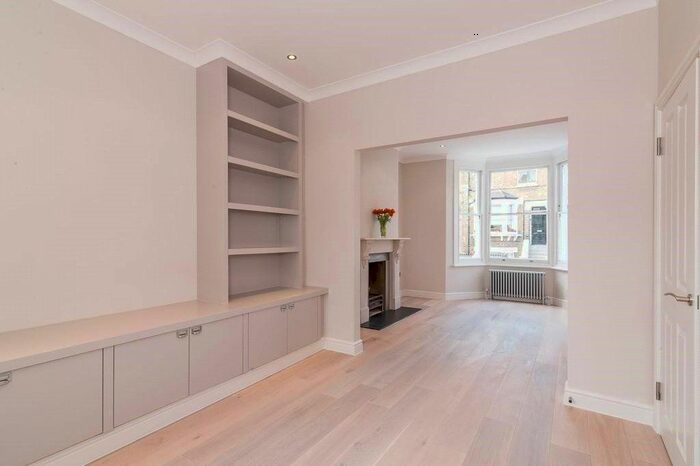 5 Bedroom Detached House To Rent In Brackenbury Road, London, W6