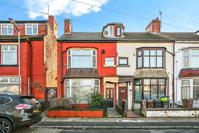 5 Bedroom End Of Terrace House For Sale In Wadham Road, Bootle, Merseyside, L20