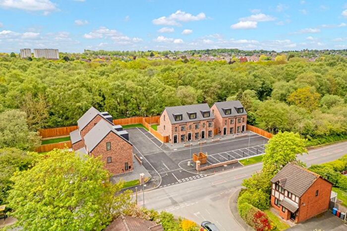3 Bedroom End Of Terrace House For Sale In The Dales, Okell Drive, L26