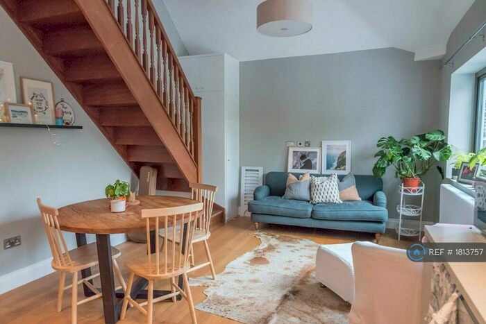 2 Bedroom Flat To Rent In Elmwood Avenue, Harrow, HA3