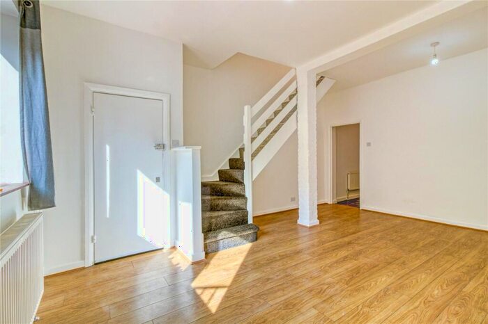 2 Bedroom Semi-Detached House To Rent In Grove Park Road, Right Hand Unit, London, N15